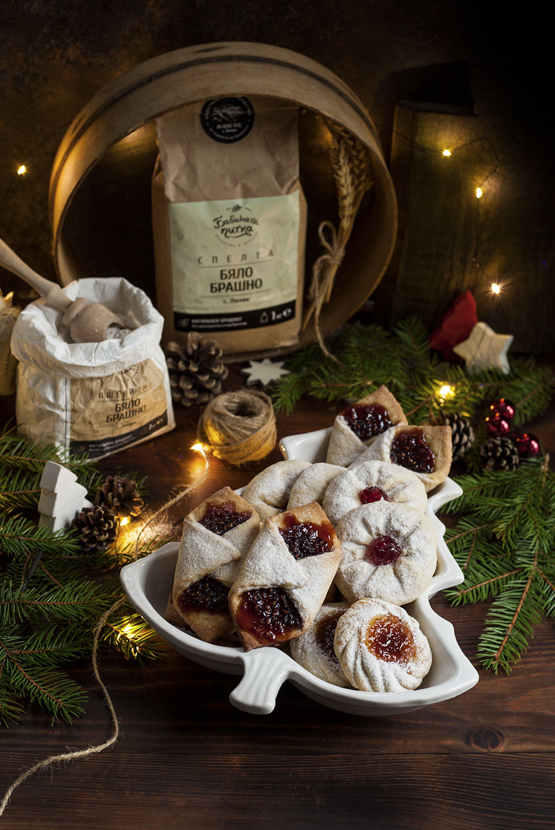 Коледни сладки в три варианта на оформяне