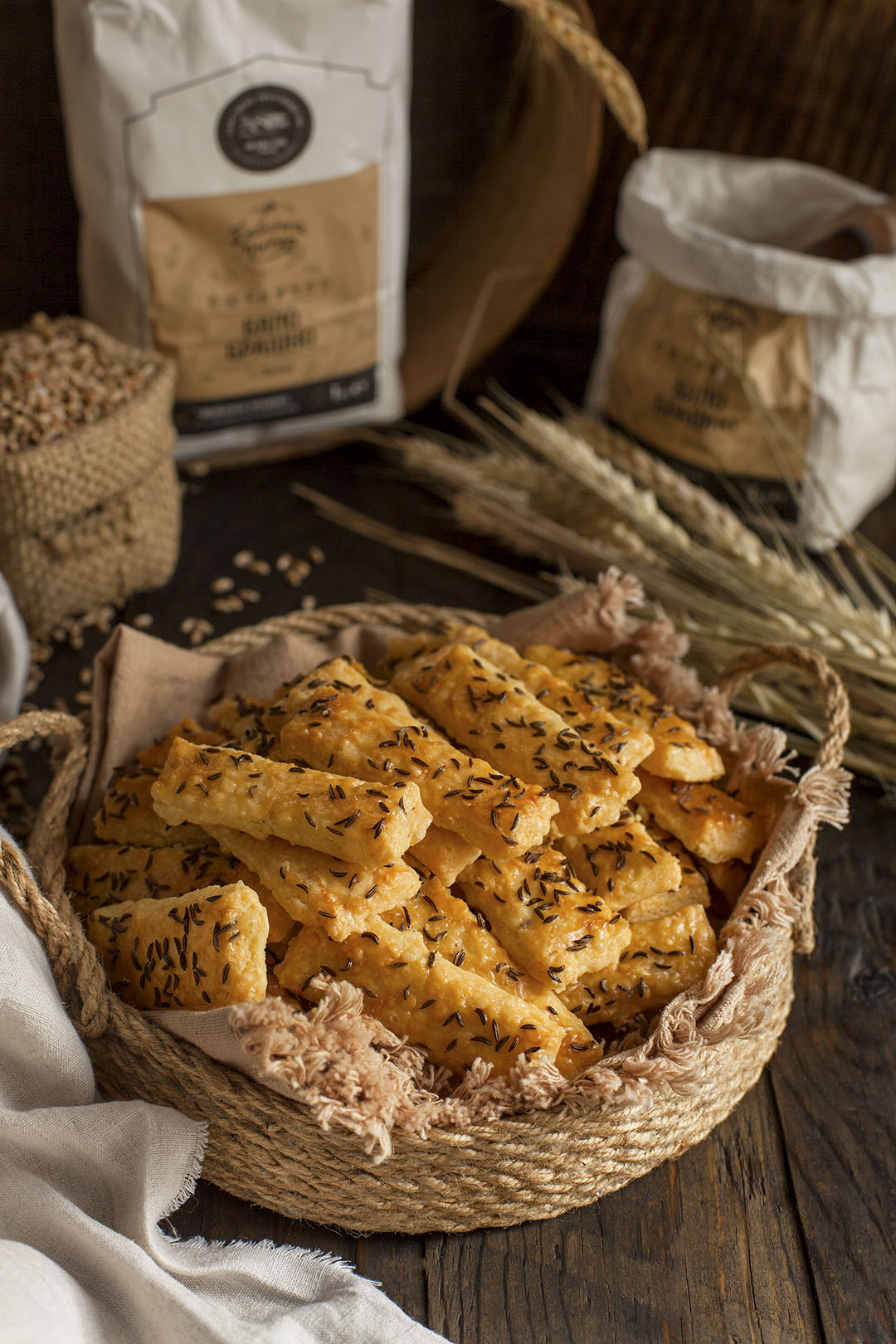 Румънски крекери Saratele със сирене Гауда 