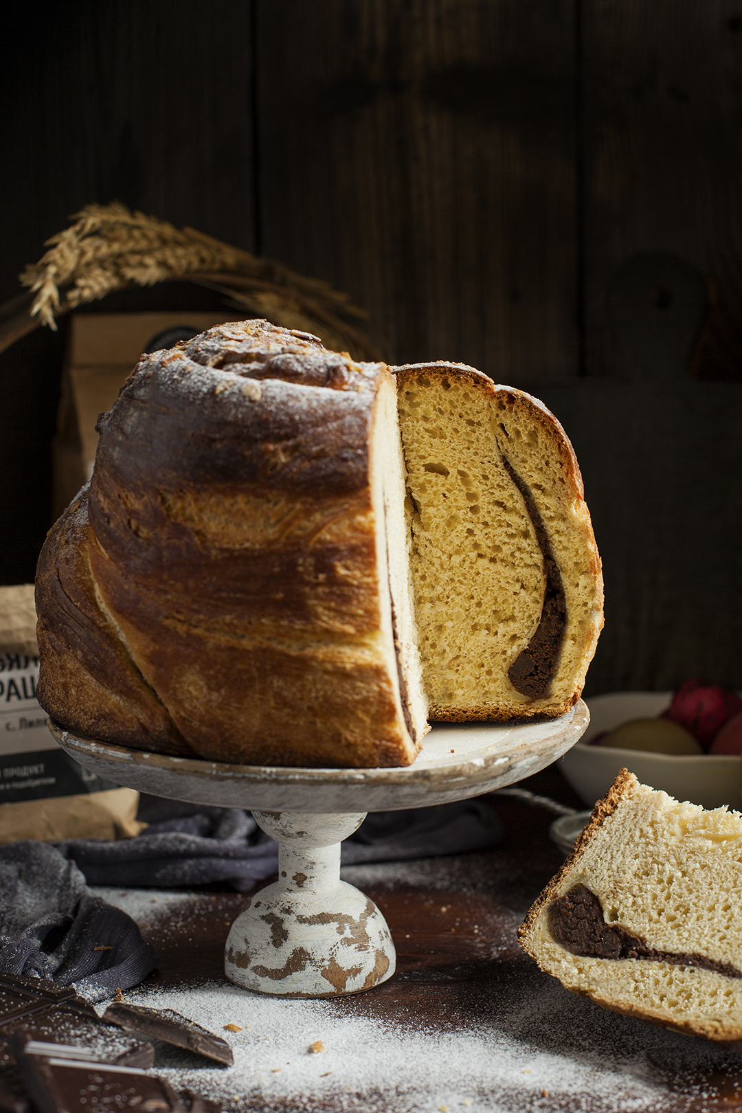 Бриош с брауни пълнеж