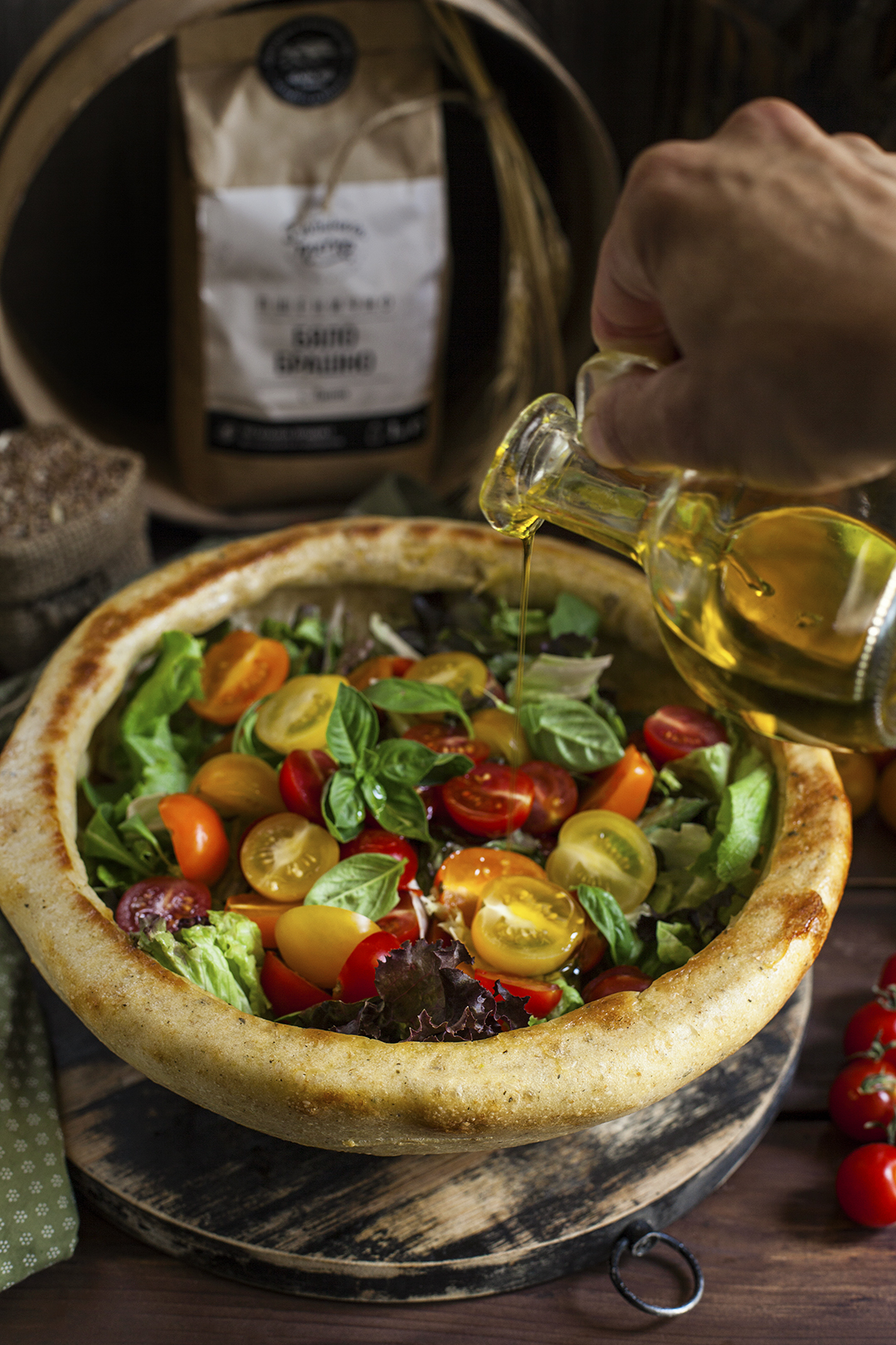 Салата в тестена купа